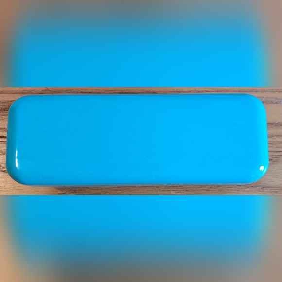 EUC Tiffany & Co. Blue Patent Sunglass Glasses Sunnies Hard Clamshell Case - Picture 2 of 9